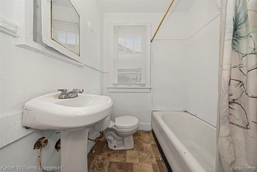 9225 Birwood Street, Detroit, MI 48204 — Photo 31
