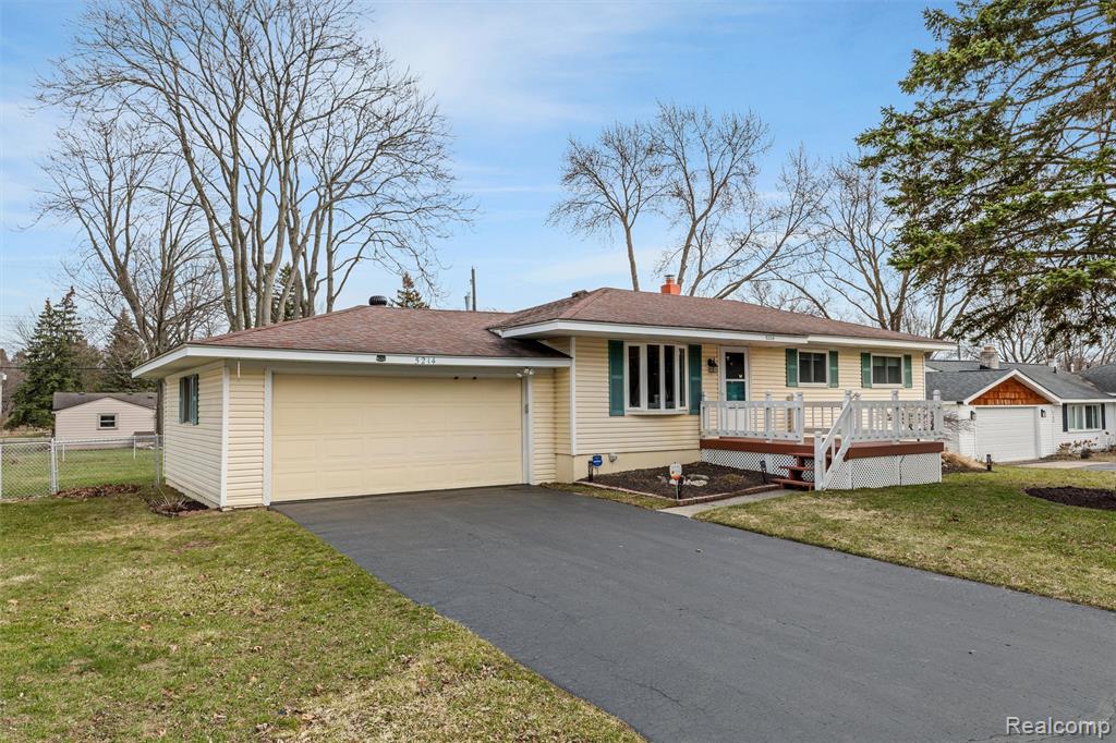 5214 Heath Avenue, Clarkston, MI — Photo 18