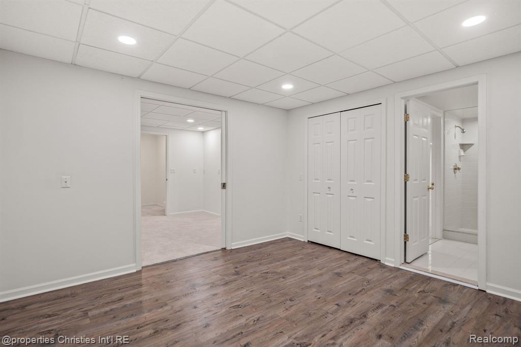2459 HICKORY GLEN Drive, Bloomfield Hills, MI 48304 — Photo 34