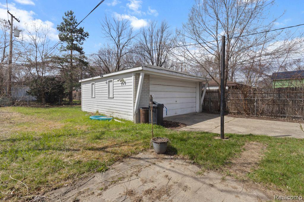 4976 CORNELL Street, Dearborn Heights, MI 48125 — Photo 23