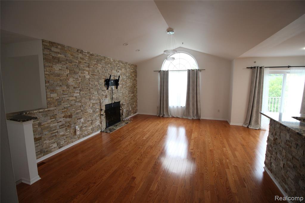 2224 Leighton Drive, Utica, MI 48317 — Photo 24