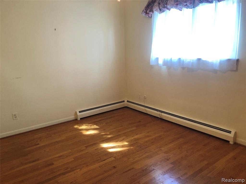 6556 Drexel Street, Dearborn Heights, MI 48127 — Photo 10