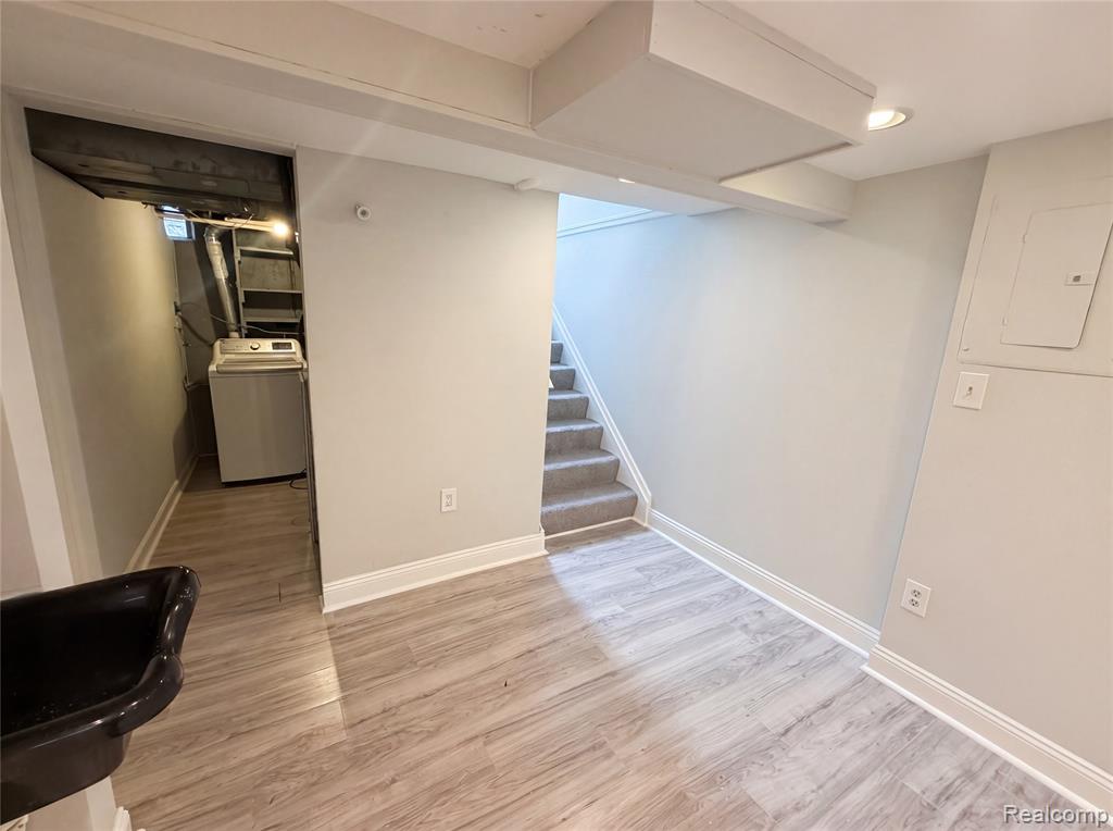 916 Longfellow Avenue, Royal Oak, MI 48067 — Photo 20