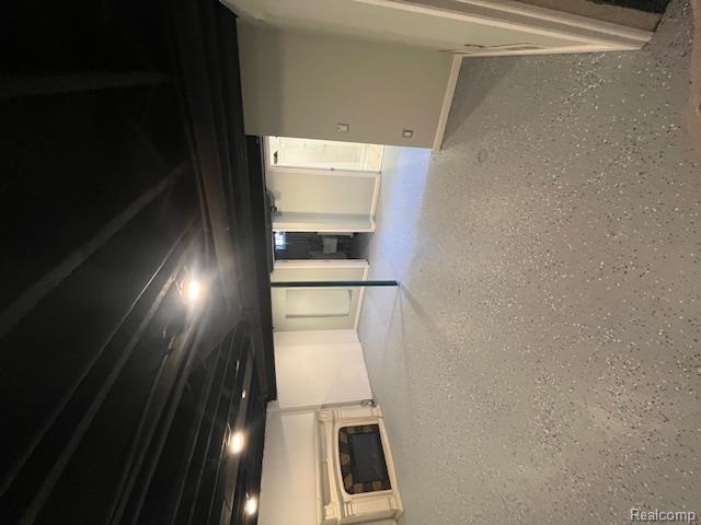 9918 Woodring Street, Livonia, MI, 48150