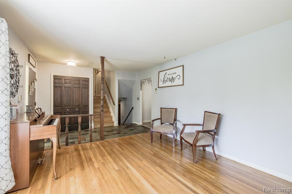 8410 Elizabeth Lake Road, White Lake, MI — Photo 11