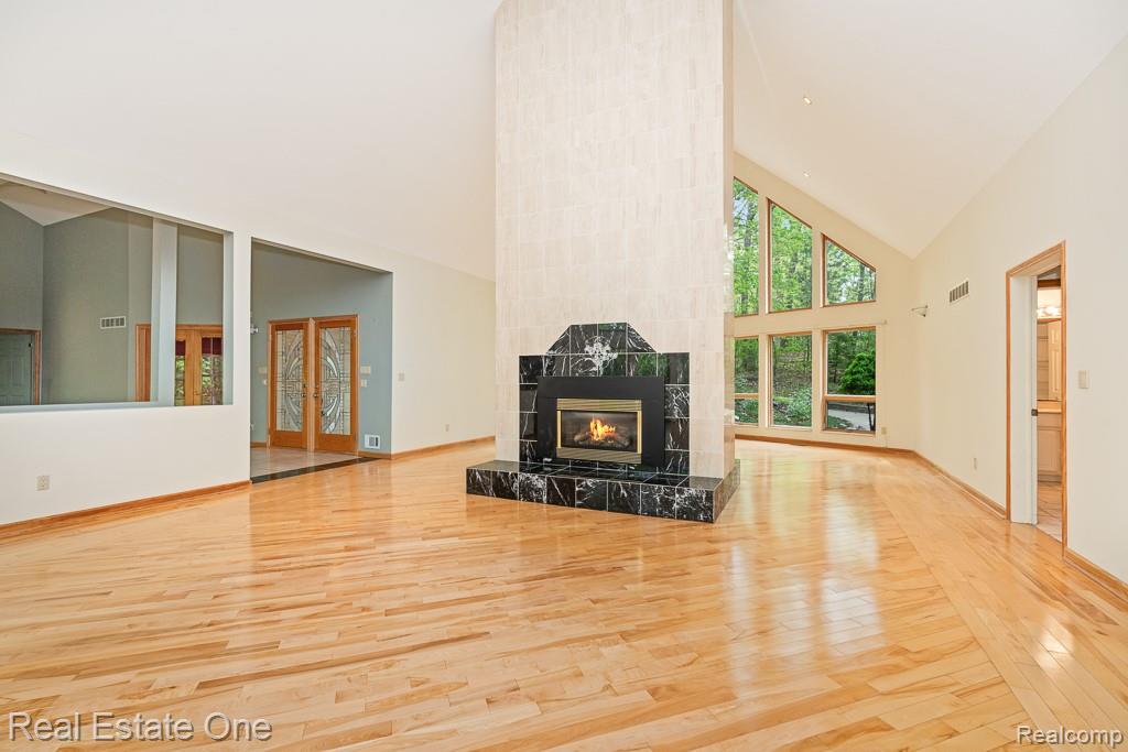 2670 Spring Grove Drive, Brighton, MI 48114 — Photo 13