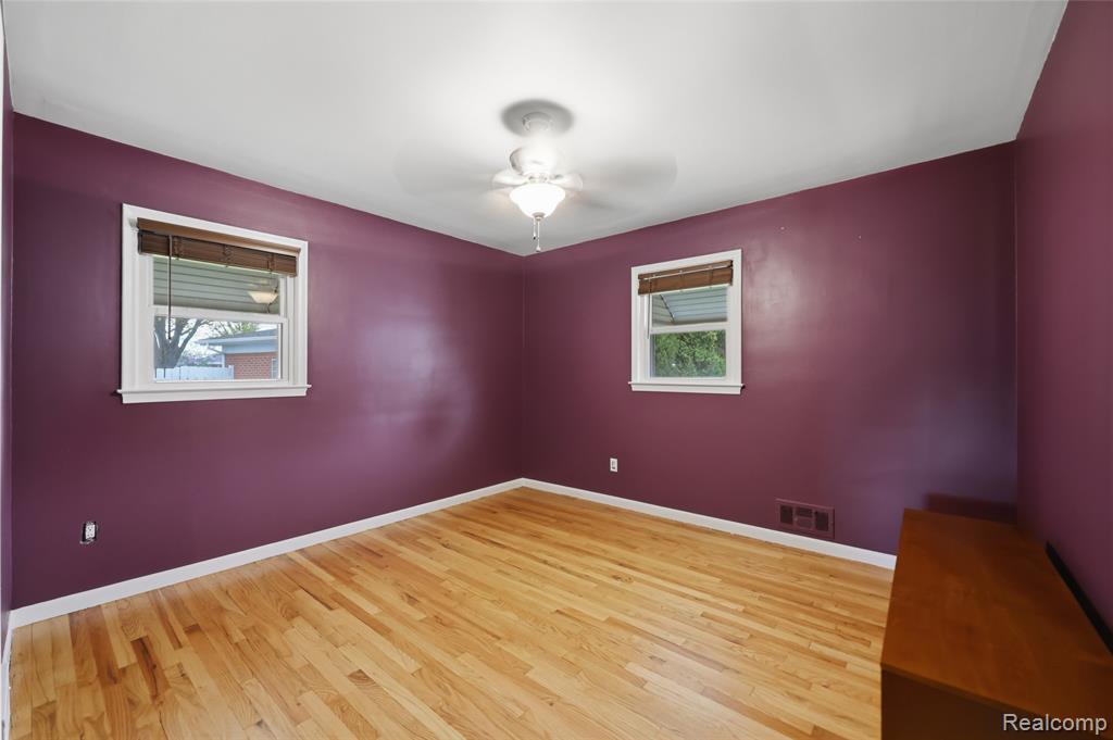 24920 Star Valley Drive, Saint Clair Shores, MI 48080 — Photo 15