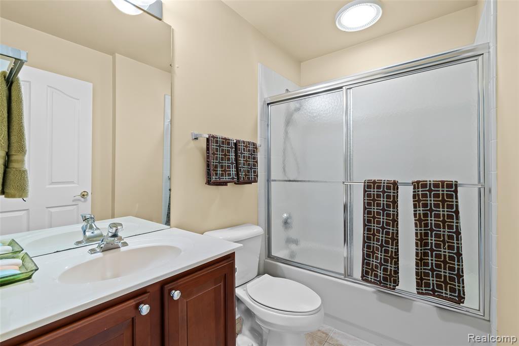 18031 Stonebrook Drive, Northville, MI 48168 — Photo 33