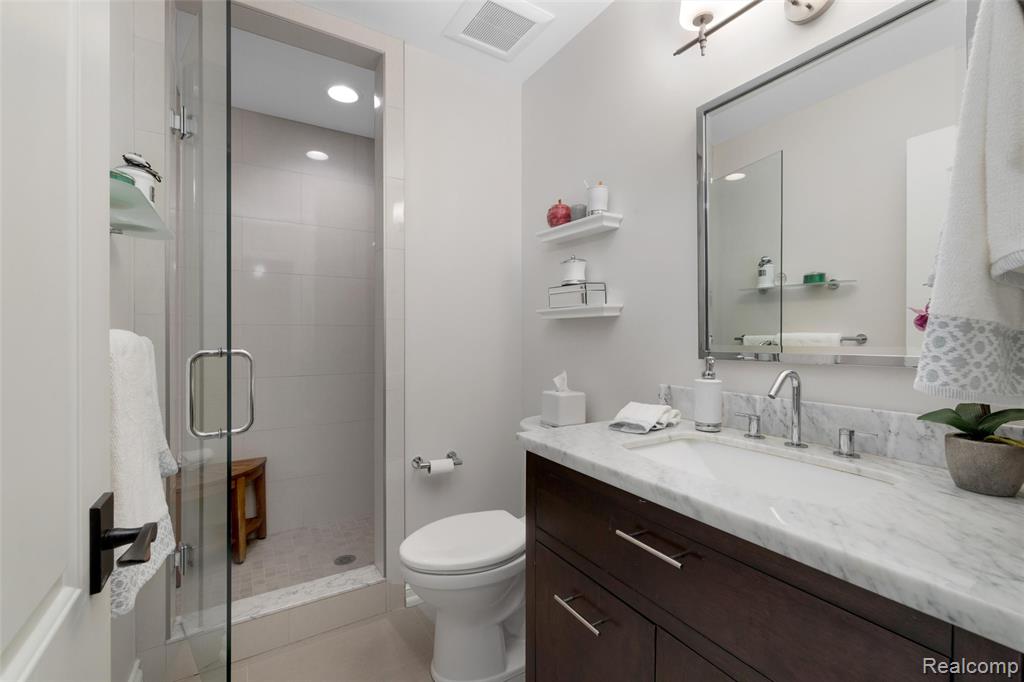3010 E Bradford Drive, Bloomfield Hills, MI 48301 — Photo 26