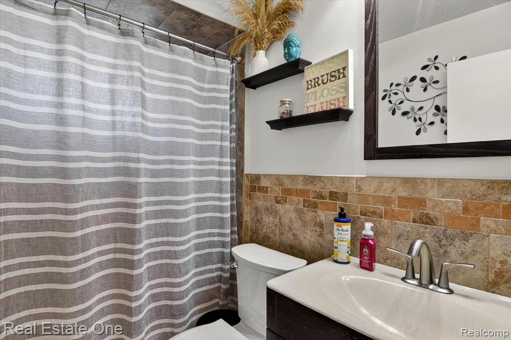 8062 Campbell Street, Taylor, MI 48180 — Photo 13