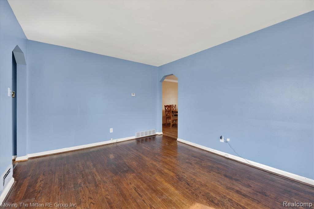 17049 Reno Street, Riverview, MI 48193 — Photo 7
