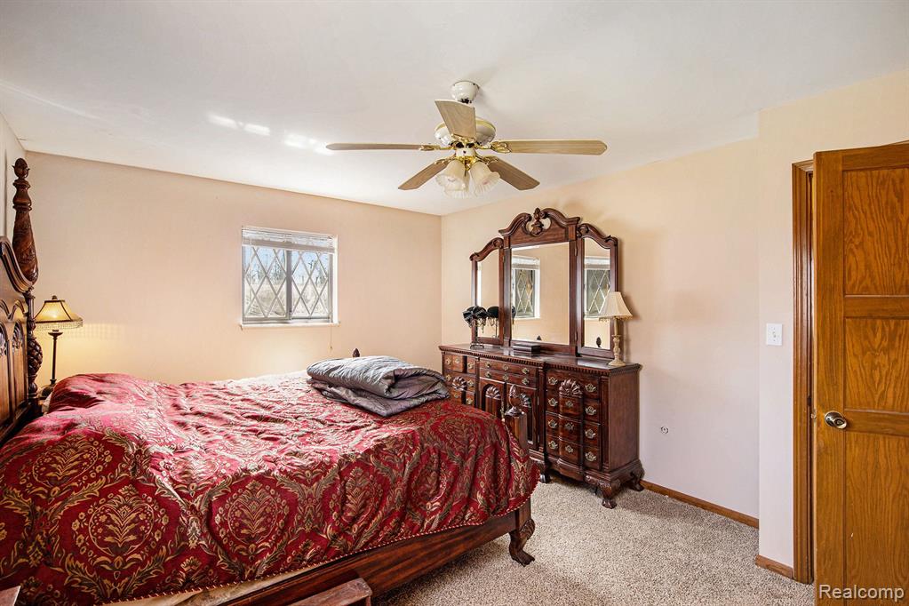 6126 N BELSAY Road, Flint, MI 48506 — Photo 13