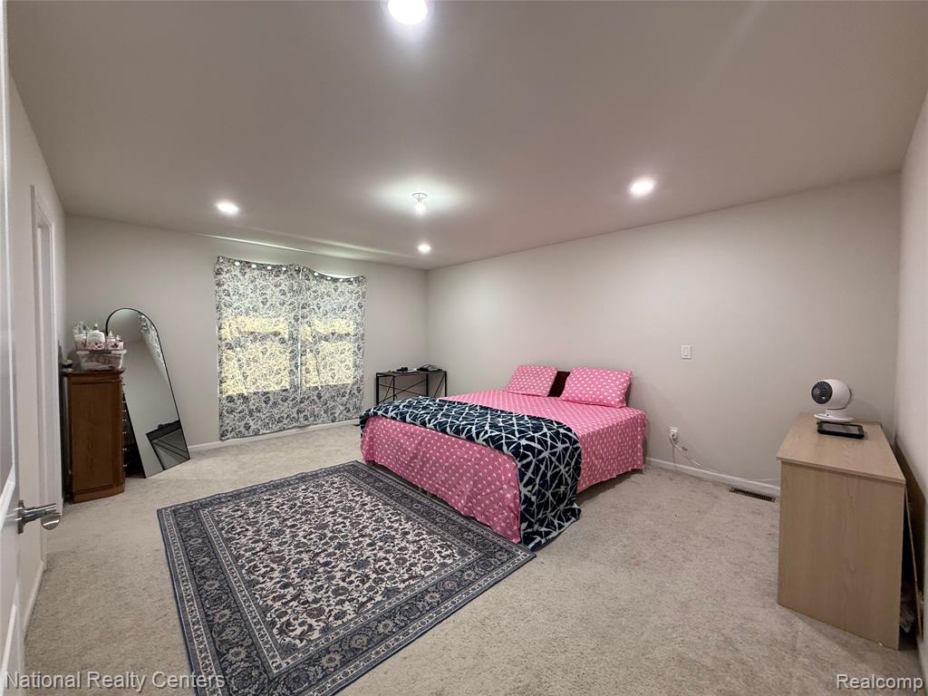 49654 Hummel Drive, Macomb, MI 48044 — Photo 8