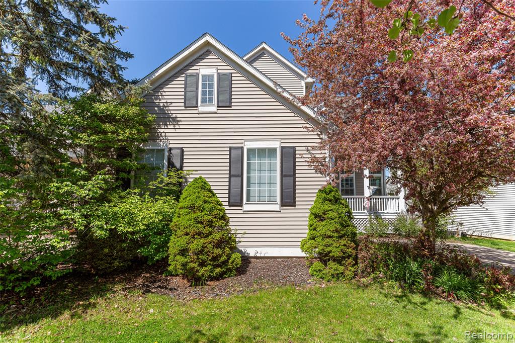 1484 Chapleau Drive