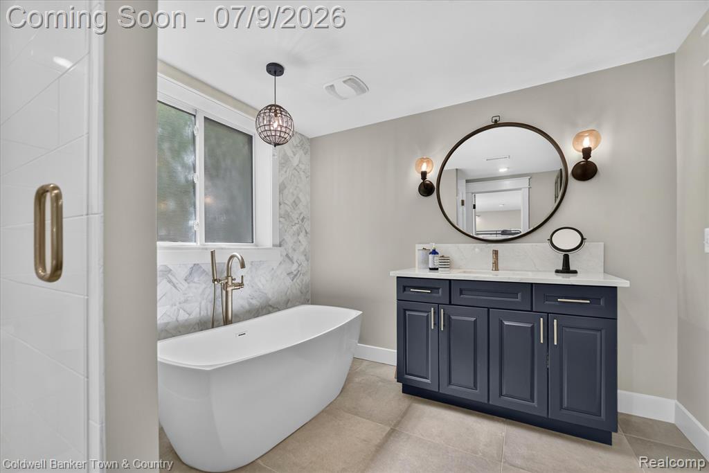 3762 Noble, Brighton, MI 48116 — Photo 45