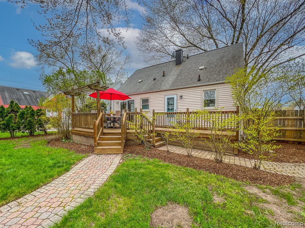 4526 TONAWANDA Avenue, Royal Oak, MI 48073 — Photo 5