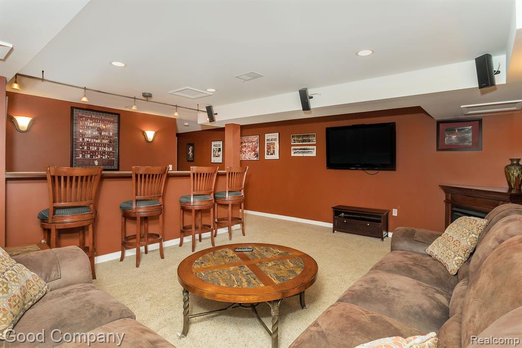 883 VANDERPOOL Drive, Troy, MI 48083 — Photo 39