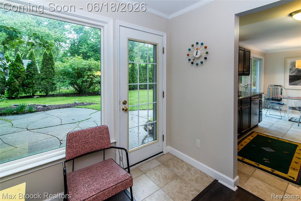 6799 E Dartmoor Road, West Bloomfield, MI — Photo 14
