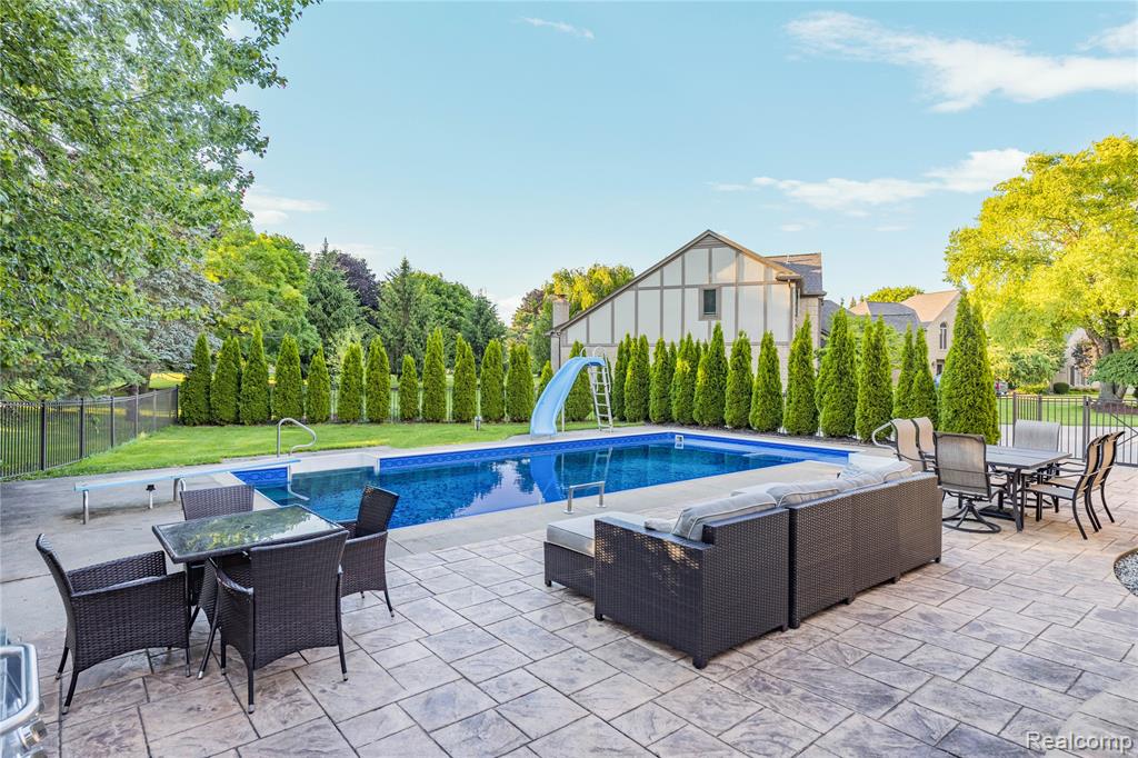 53961 Sutherland Court, Utica, MI 48316 — Photo 88