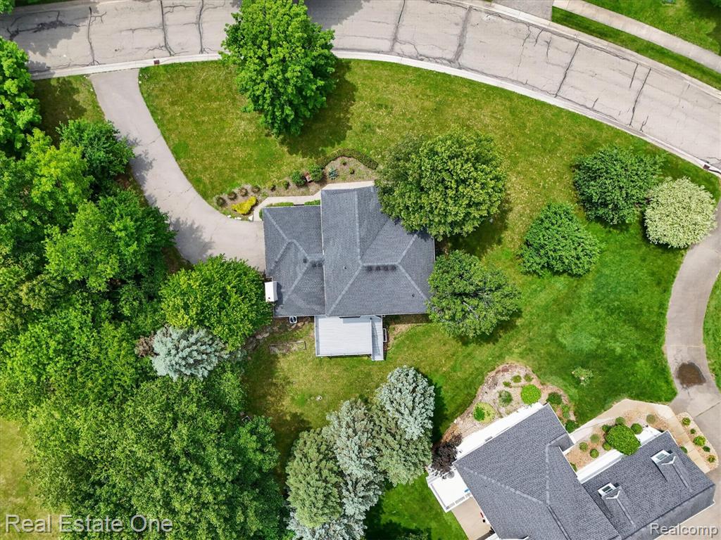 9610 Forest Ridge Drive, Clarkston, MI 48348 — Photo 72