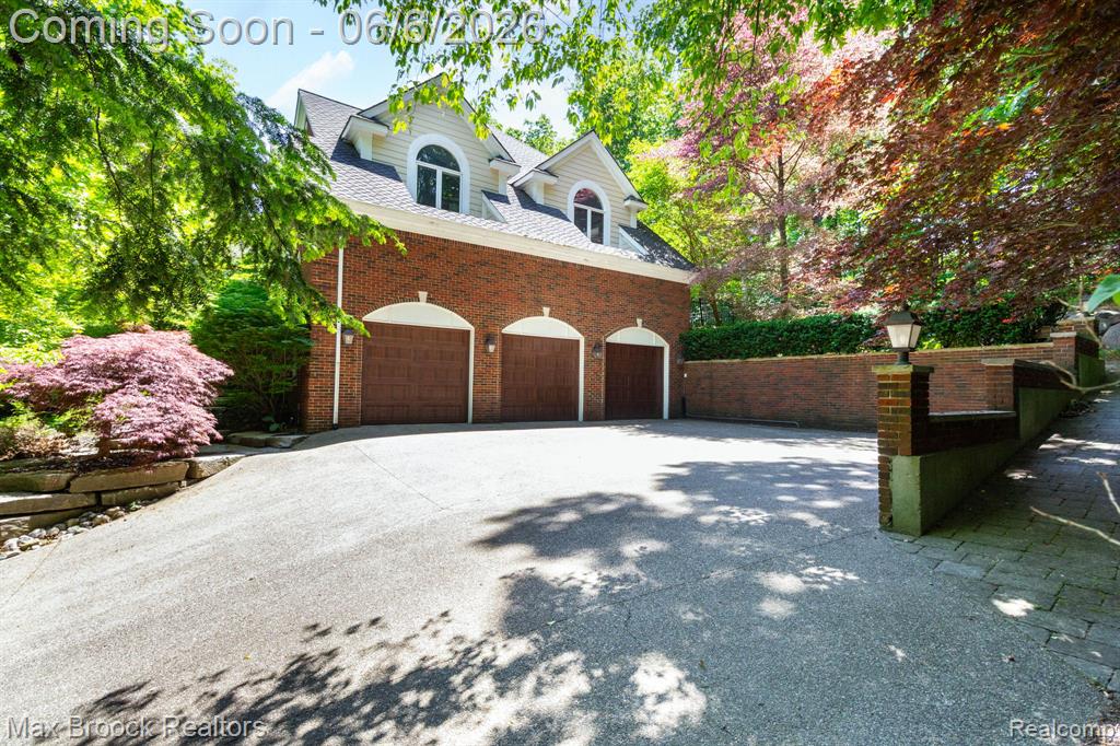 6604 College Park, Clarkston, MI — Photo 5