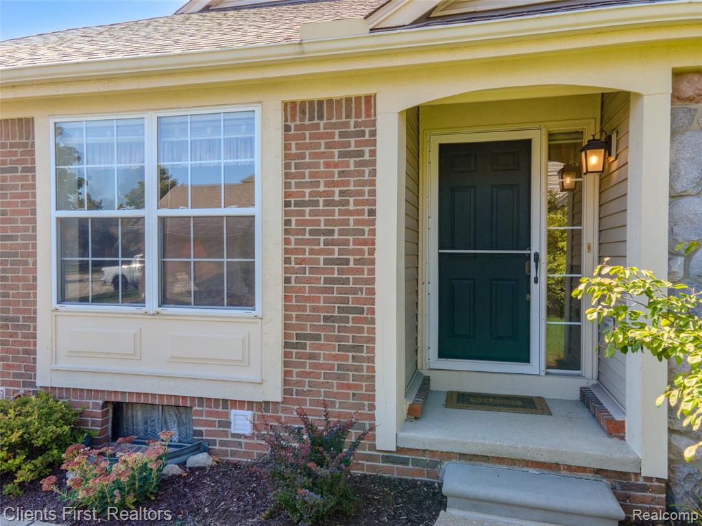 46509 Killarney Circle, Canton, MI 48188 — Photo 7