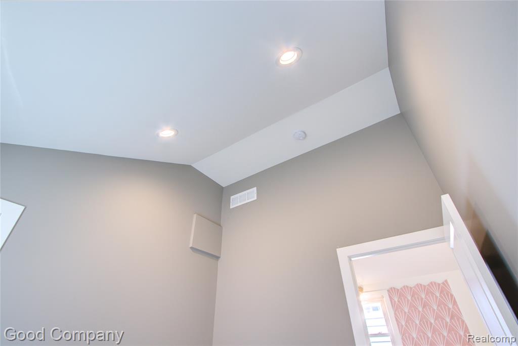 550 E Breckenridge Street, Ferndale, MI 48220 — Photo 52