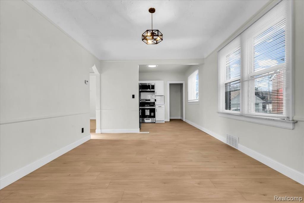 5777 Lakepointe Street, Detroit, MI 48224 — Photo 5