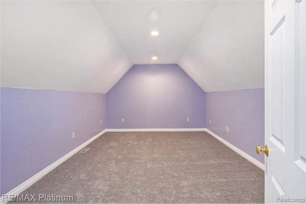 7186 GRANGER DRIVE, Howell, MI 48855 — Photo 15