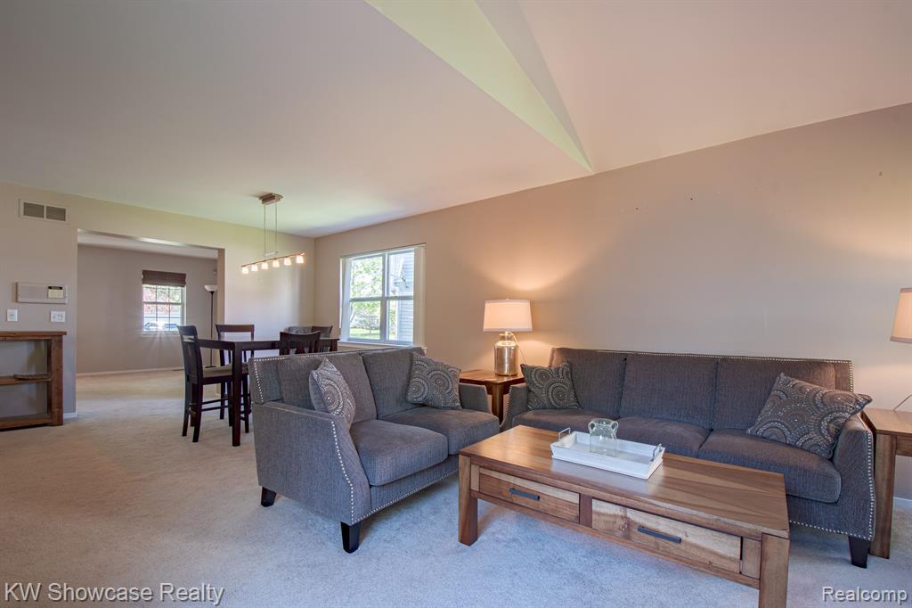 1420 POND VIEW, Wixom, MI 48393 — Photo 47
