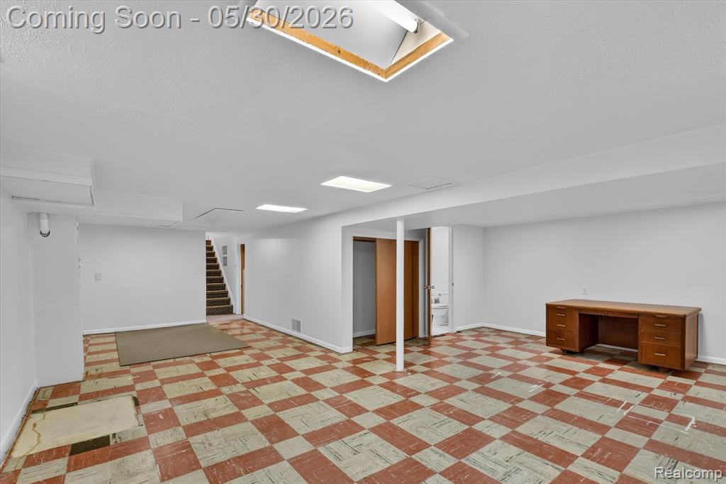 721 Robbinann Drive, Waterford, MI 48328 — Photo 28