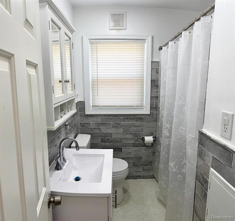 6505 Brace Street, Detroit, MI 48228 — Photo 8