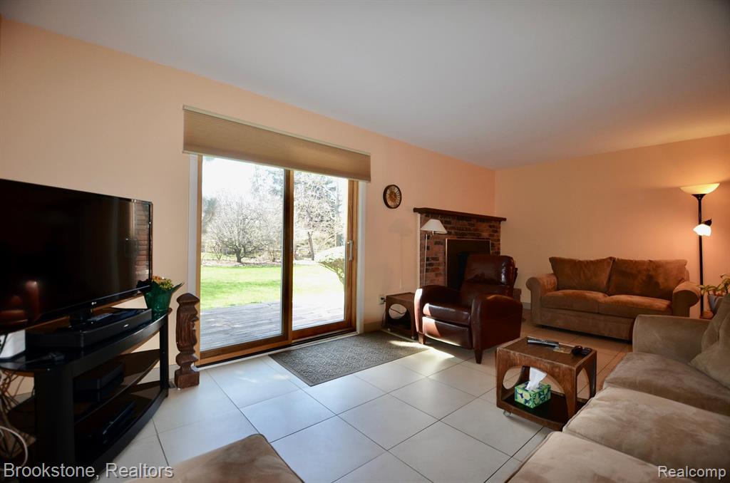 4470 PERRY Road, Grand Blanc, MI 48439 — Photo 27