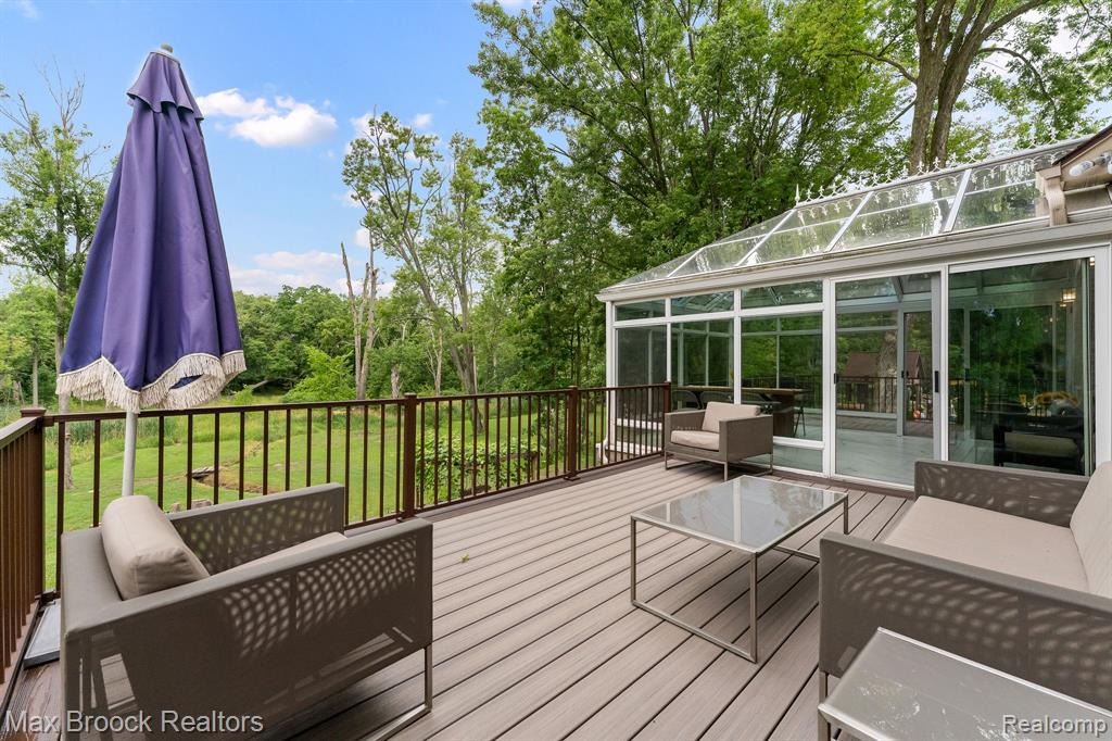 20403 Robinway Drive, Clinton Twp, MI 48036 — Photo 38