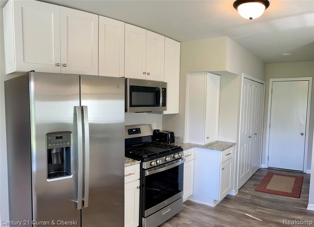 31695 Augusta Drive, Romulus, MI 48174 — Photo 12