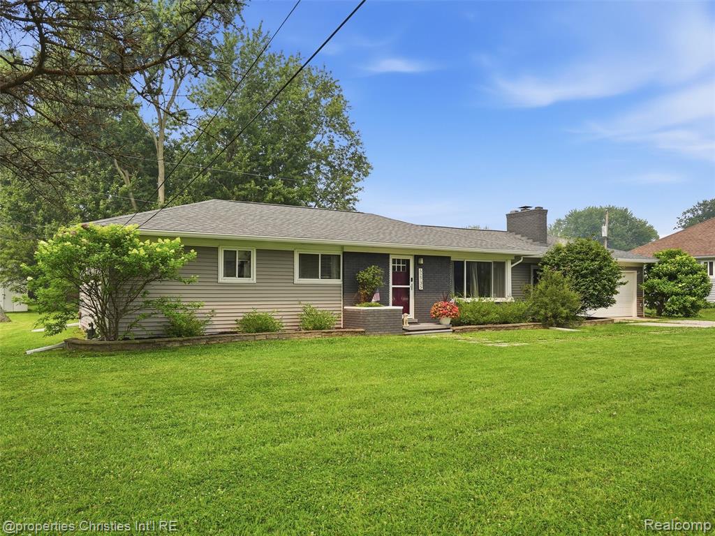 52735 Washington Street, New Baltimore, MI 48047 — Photo 46