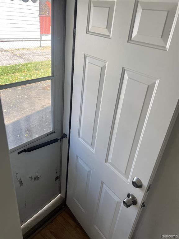 541 BUCKINGHAM Avenue, Flint, MI 48507 — Photo 20