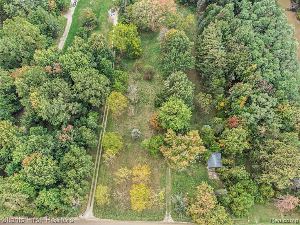 7655 KOPPERNICK Road, Canton, MI 48187 — Photo 2