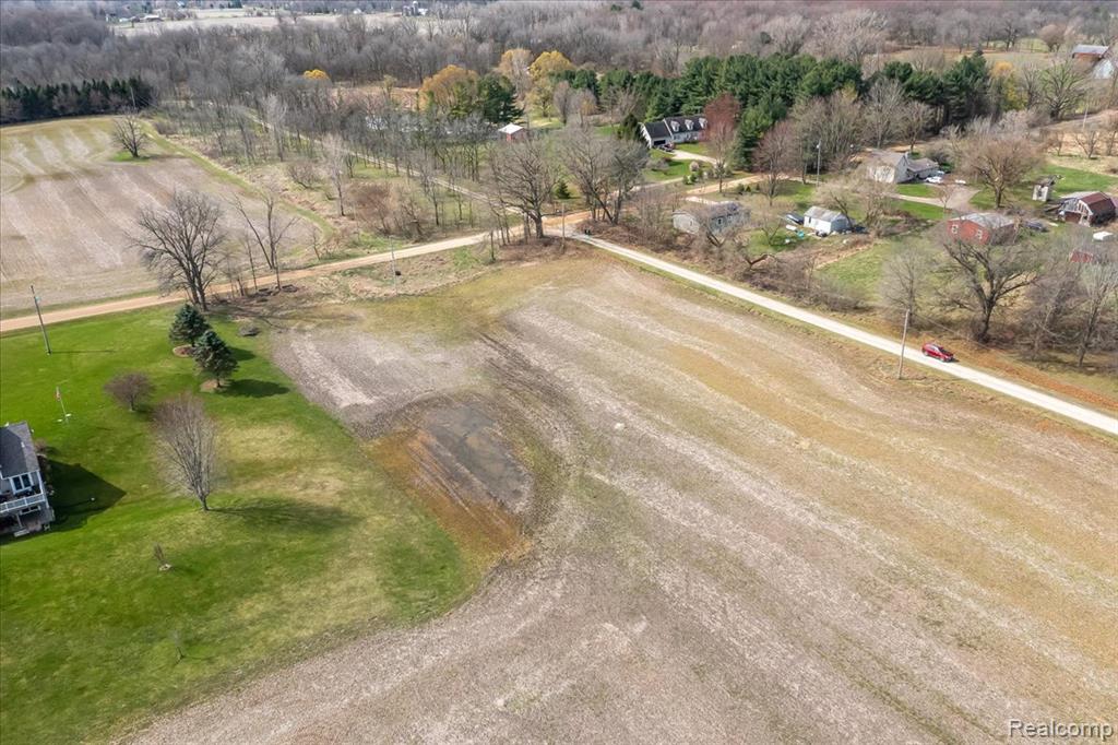 N Schrepfer Road, Howell, MI 48855 — Photo 10