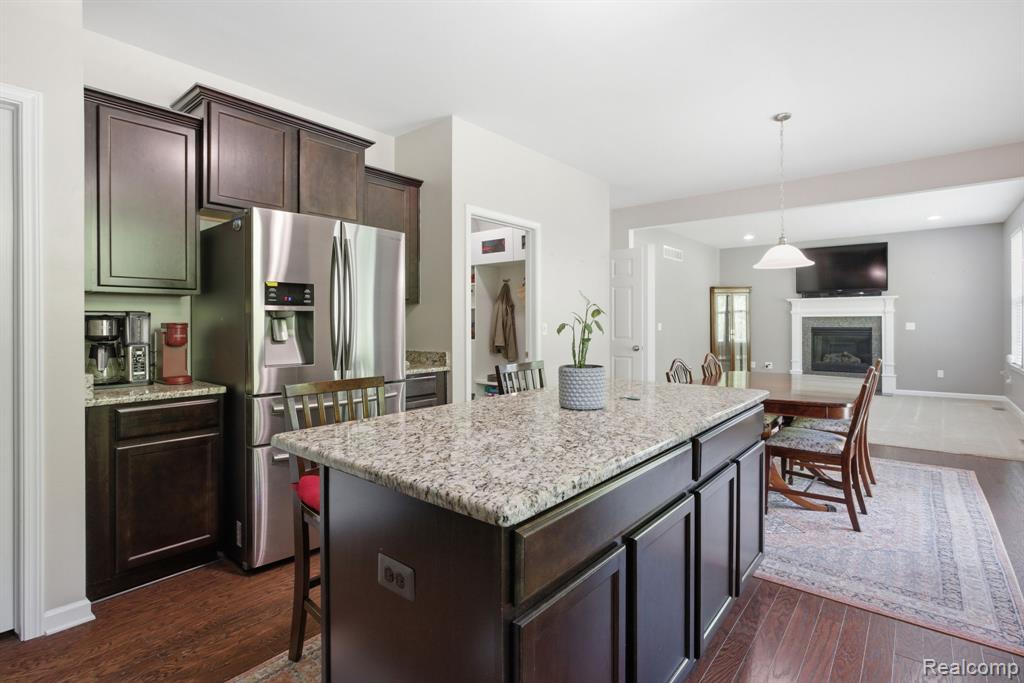 28720 Apple Blossom Drive, Flat Rock, MI 48134 — Photo 17