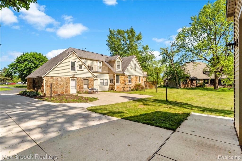 43747 Woodward Avenue, Bloomfield Hills, MI 48302 — Photo 51