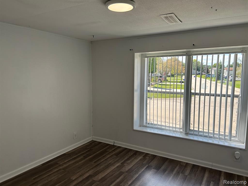 49862 NEWARK Drive, Shelby Twp, MI 48315 — Photo 7