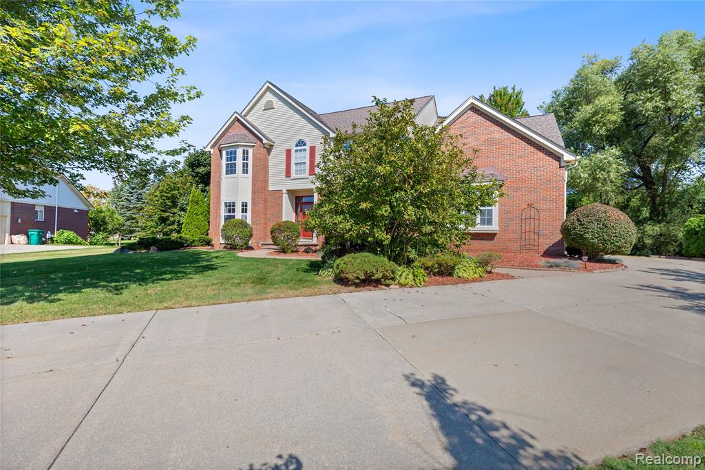 4360 Carriage Hill Court, Oakland, MI 48306 — Photo 58