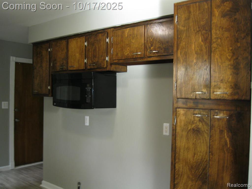 4491 Ormond Road, White Lake, MI 48383 — Photo 16