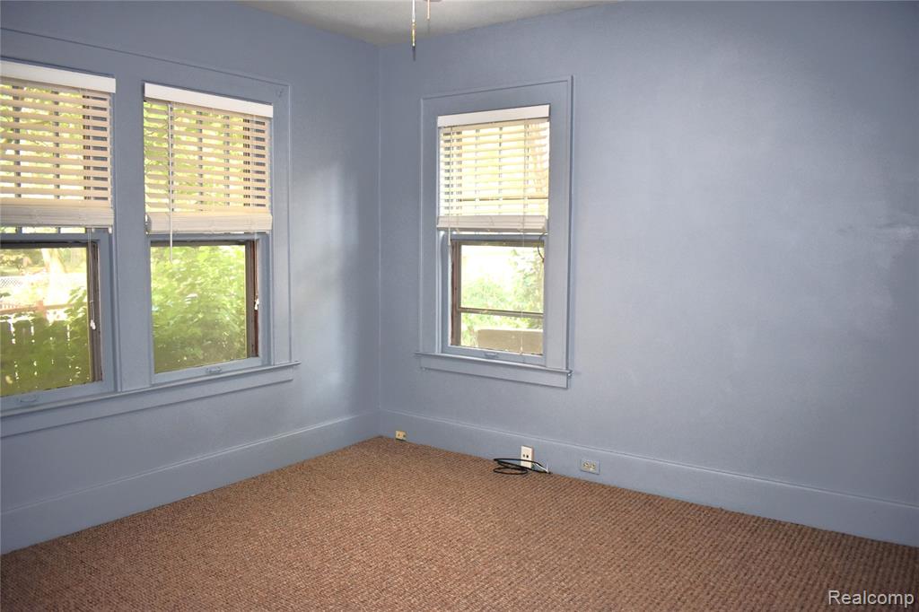 409 Englewood Avenue, Royal Oak, MI 48073 — Photo 15