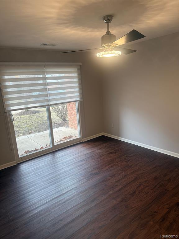 52120 HEATHERSTONE Avenue, Macomb, MI 48042 — Photo 16