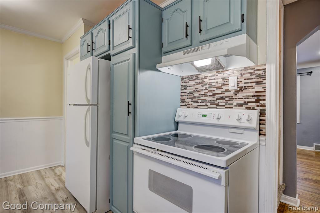 706 N Vermont Avenue, Royal Oak, MI 48067 — Photo 11