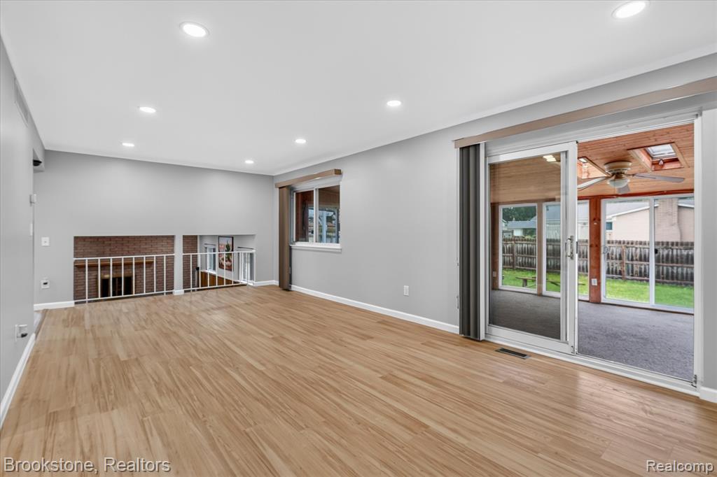 39795 Waldorf Drive, Clinton Twp, MI 48038 — Photo 8