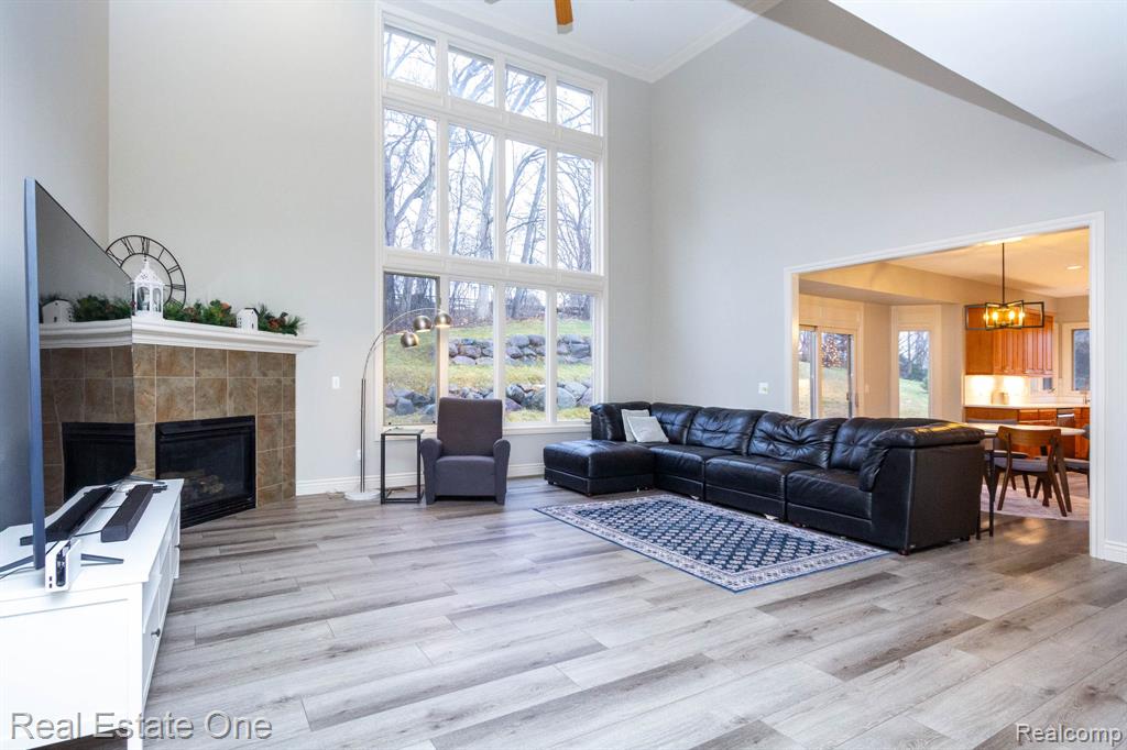 6536 Chatham Circle, Rochester Hills, MI 48306 — Photo 6