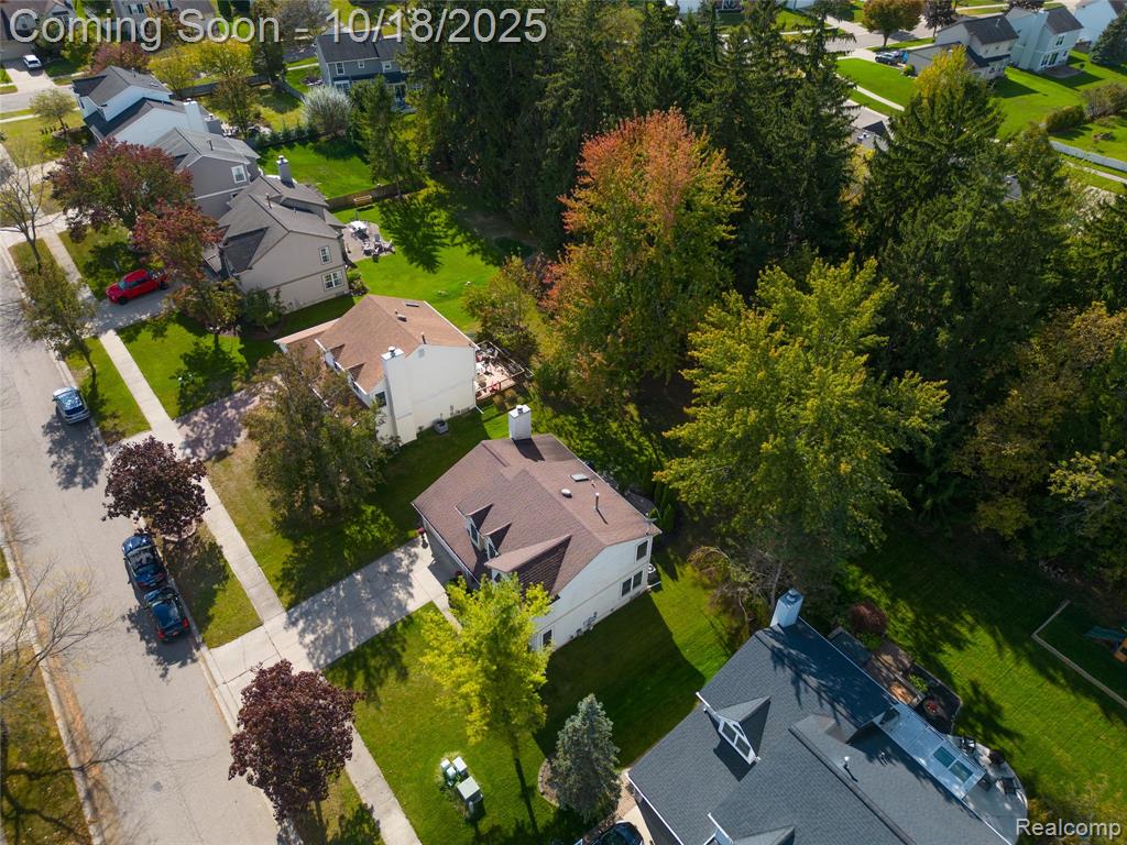 975 S Parkwood Drive, South Lyon, MI 48178 — Photo 6